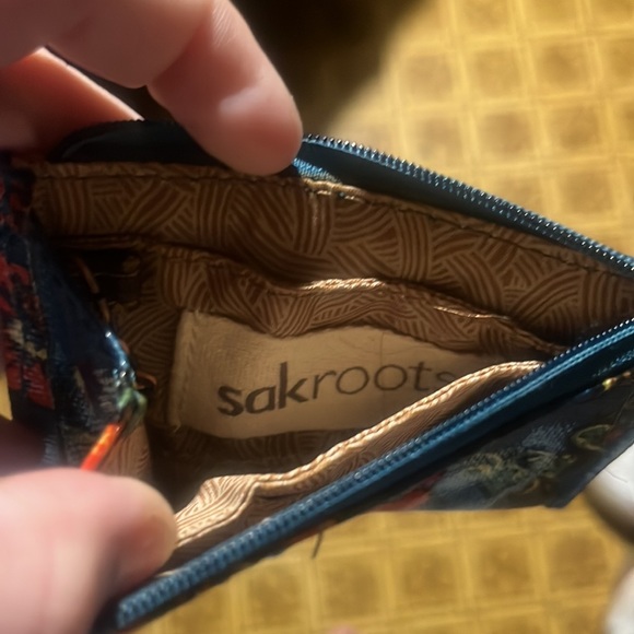 Keychain Wallet - Picture 3 of 3